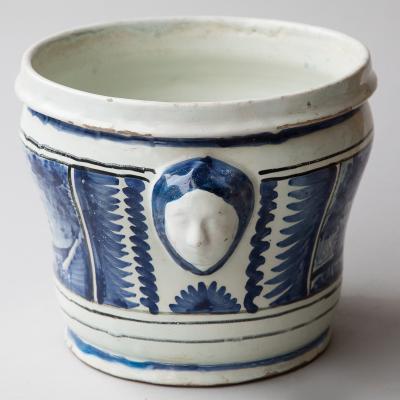 LARGE 18TH CENTURY BLUE AND WHITE FAIENCE CACHE POT