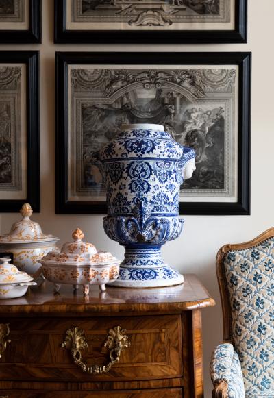 LARGE 18TH CENTURY FAIENCE WATER FOUNTAIN IN COBALT BLUE