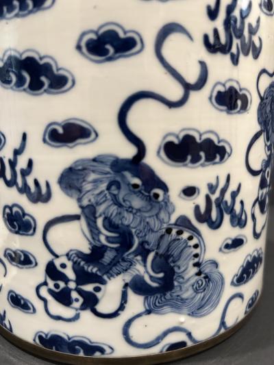 LARGE BLUE AND WHITE UNDERGLAZE PORCELAIN TEAPOT 