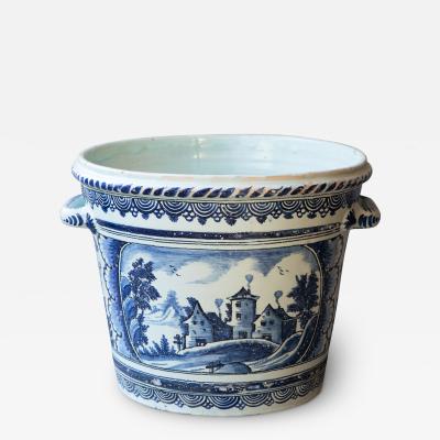 LARGE NEVERS 18TH CENTURY FA ENCE POT ORANGER