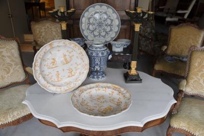 LARGE PAIR OF YELLOW AND WHITE SERVING PLATES WITH SHAPED RIMS