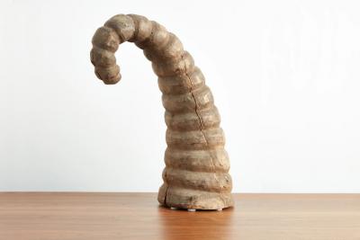 LARGE PRIMITIVE WOOD MOLD