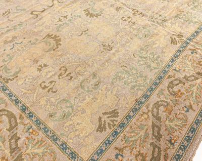 LARGE VINTAGE SPANISH RUG