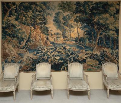 LATE 17TH CENTURY FLEMISH VERDURE TAPESTRY