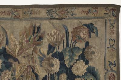 LATE 17TH CENTURY TAPESTRY PROBABLY BEAUVAIS