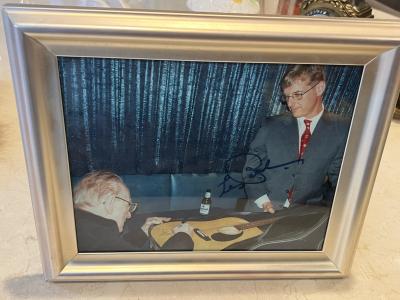 LES PAUL AUTOGRAPHED ACOUSTIC GUITAR WITH FRAMED AUTOGRAPHED PHOTOGRAPH