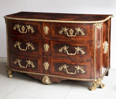LOUIS XIV ROSEWOOD BOW FRONTED COMMODE