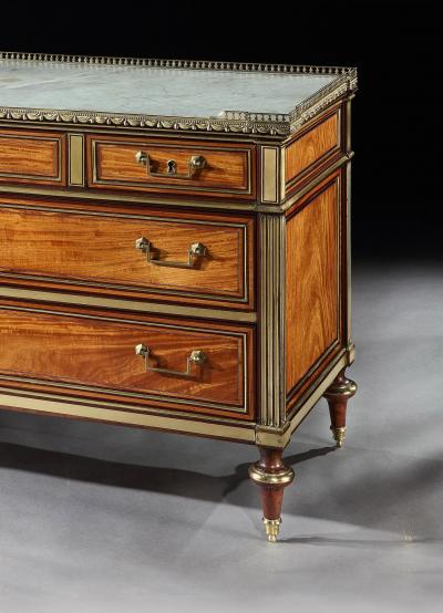 LOUIS XVI GILT BRONZE MOUNTED SATINWOOD AND AMARANTH COMMODE CLAUDE