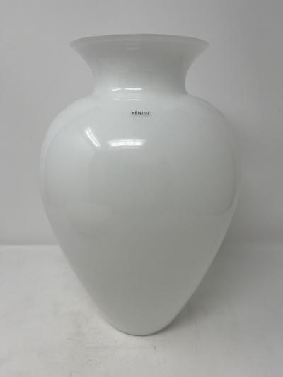 La Buan Vase by Venini