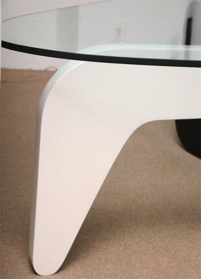 Lacquered Decorator Noguchi Coffee Table