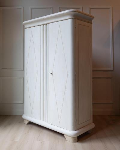 Lacquered Two Door Wardrobe in Ivory and Turtledove Tones