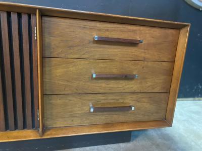 Lane Tower Suite Long dresser designed by Dave Parmalee 1970s