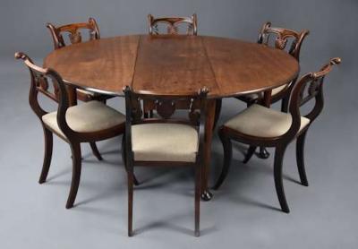 Large 18thc solid walnut drop leaf dining table of fine faded patina