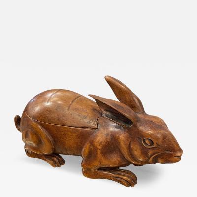 Large 1900s hand craft rabbit box