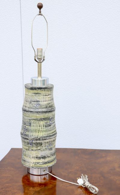 Large 1960s Mid Century Modern Pottery And Aluminum Italian Table Lamp