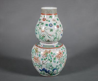 Large Chinese Famille Rose Vase