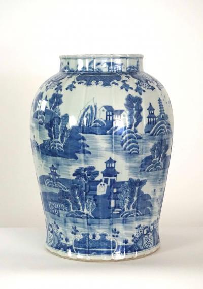 Large Chinese Late Qing Dynasty Blue and White Baluster Vase Table Lamp