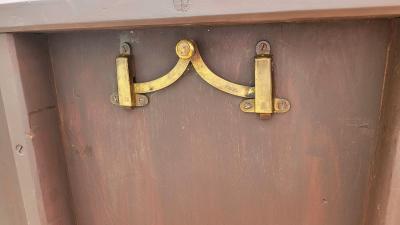 Large English Regency Tilt Top Center Table
