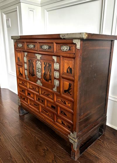 Large Korean Head Side Chest Morijang Joseon Dynasty