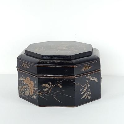 Large Lacquer and Gilt Decorated Box Japan circa 1880