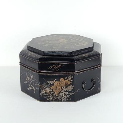 Large Lacquer and Gilt Decorated Box Japan circa 1880