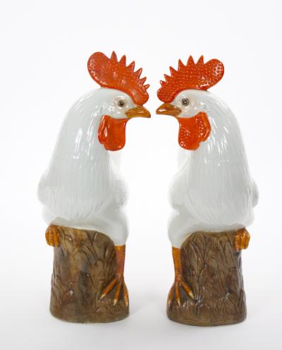 Large Pair of 1930s Chinese Porcelain Rooster Figures Polychrome Decoration