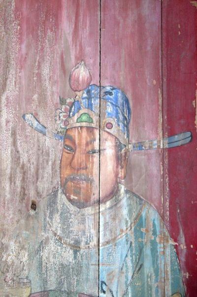 Large Pair of Chinese Lacquered Doors 19th century