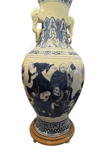 Large Scale Chinese Export Blue White Urn Form Lamp