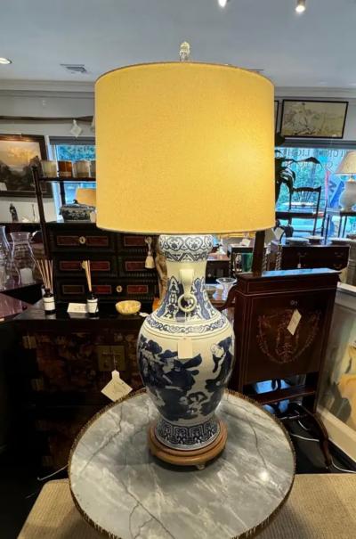 Large Scale Chinese Export Blue White Urn Form Lamp