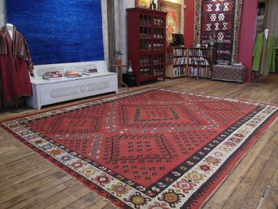 Large Sharkoy Kilim