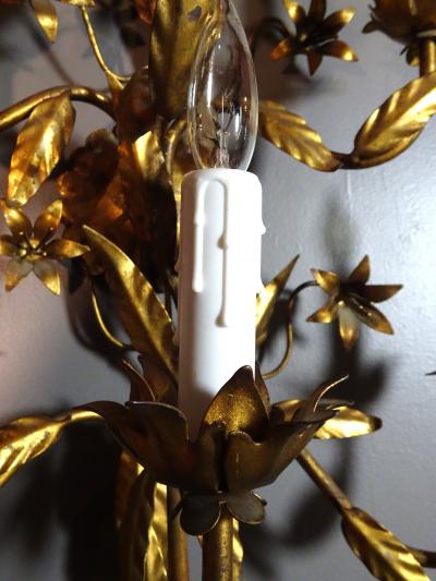 Large Tuscany Style Wall Sconce in Tinplate and Gold Paint Italy c 1950