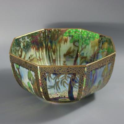 Large Wedgwood Fairyland Lustre Octagonal Dana Bowl