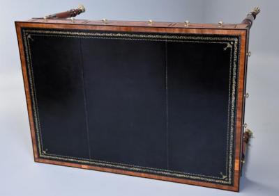 Large early 19thc Regency six drawer writing table of fine patina