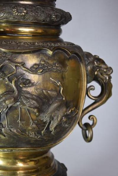 Large fine quality late 19thc Japanese Meiji period bronze vase