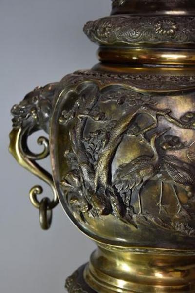 Large fine quality late 19thc Japanese Meiji period bronze vase