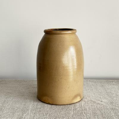 Large jar United States 19th century