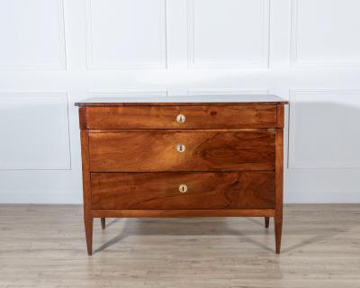 Late 18th Century Italian Directoire Walnut Chest of Drawers Emilia Romagna