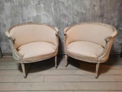 Late 18th Century Pair of Louis XVI Directoire Berg re Chairs