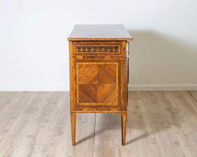 Late 18th Century Veneered Louis XVI Chest Of Drawers