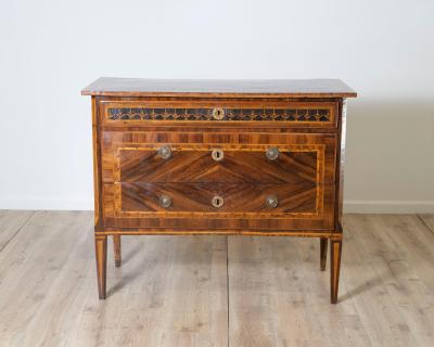 Late 18th Century Veneered Louis XVI Chest Of Drawers