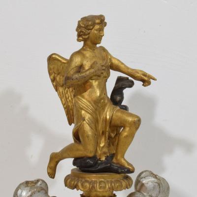 Late 18th Early 19th Century Italian Giltwood Neoclassical Angel