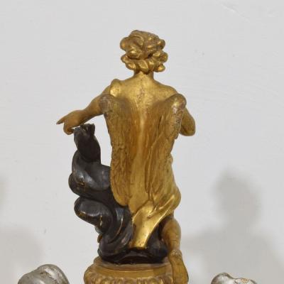Late 18th Early 19th Century Italian Giltwood Neoclassical Angel