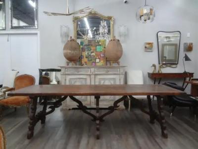 Late 18th Early 19th Century Italian Walnut Dining Table
