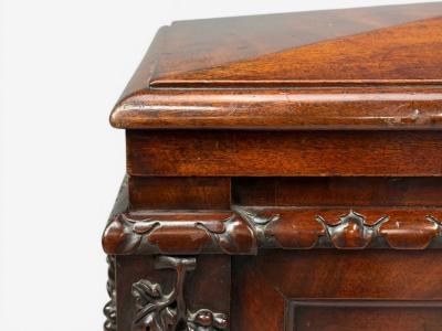 Late 18th Early 19th Century Wine Cooler Cellarette Rosewood Regency Lead