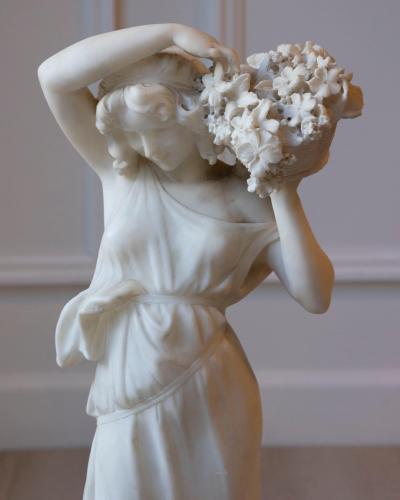 Late 19th Early 20th Century Volterra Alabaster Figure of a Flower Girl