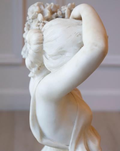 Late 19th Early 20th Century Volterra Alabaster Figure of a Flower Girl