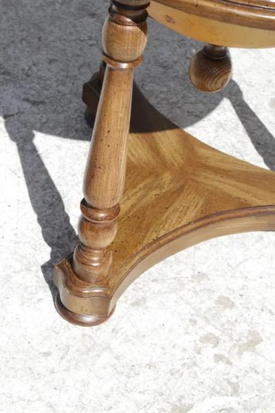 Late 20th Century Amish Oak Continuous Windsor Armchair