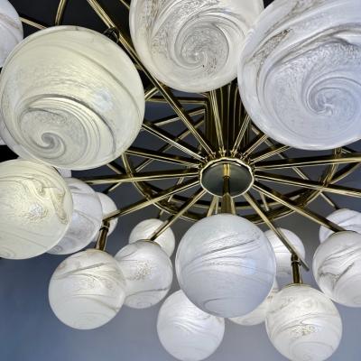 Late 20th Century Brass Double Tier Chandelier with Marbled Murano Glass Boules
