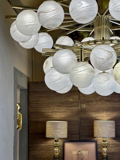 Late 20th Century Brass Double Tier Chandelier with Marbled Murano Glass Boules