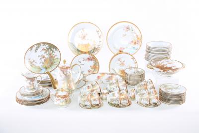 Late 20th Century Japanese Porcelain Dinner Service 68 Pieces